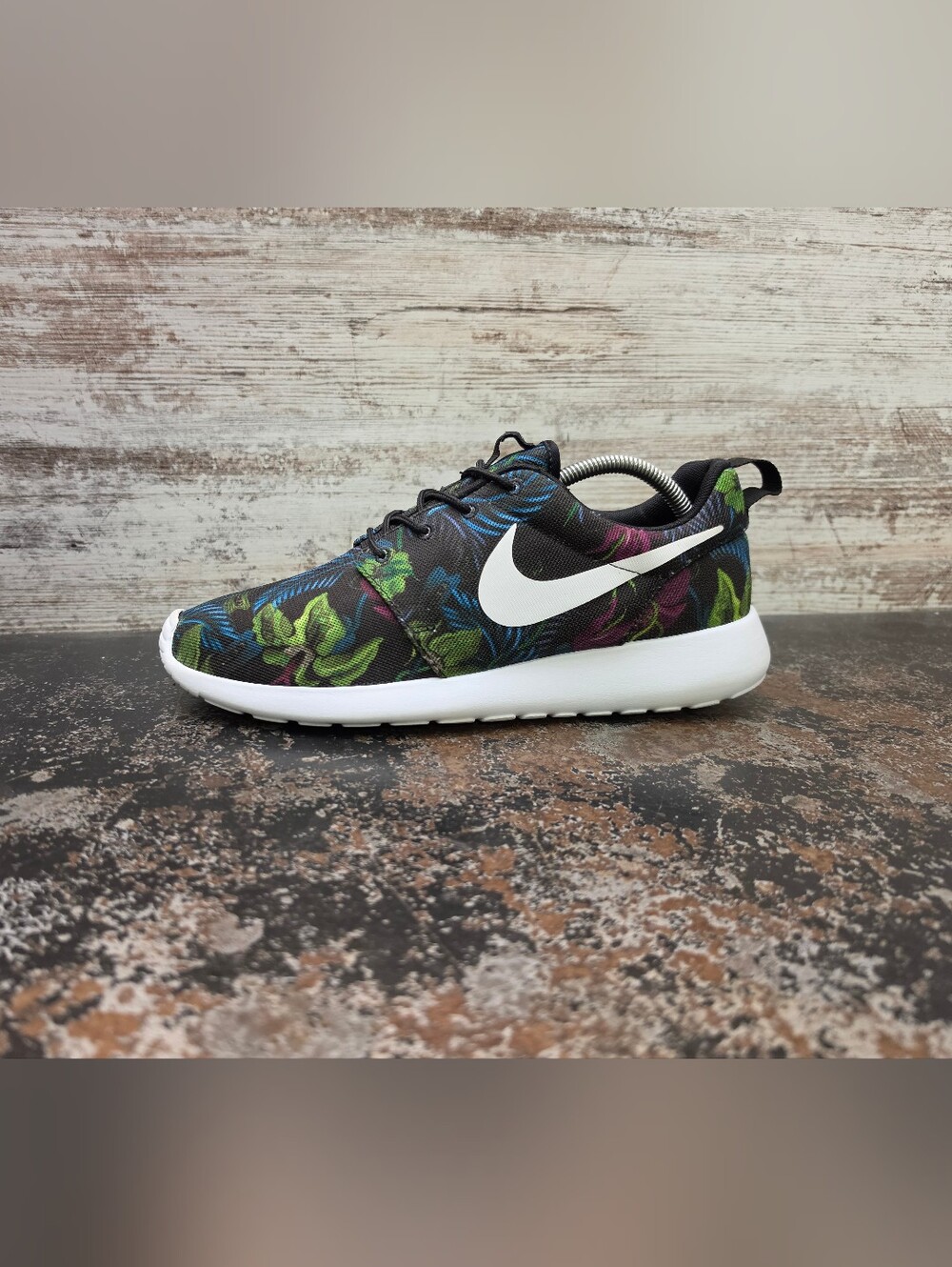 Mens Nike Roshe Run Athletic Shoes Sz 9 Used 655206 510 Tropical Floral